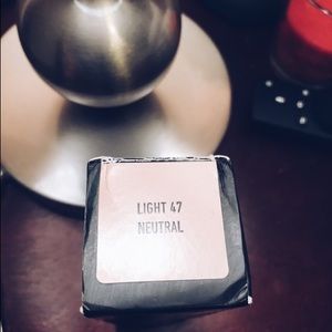 Kat von D lock it foundation.